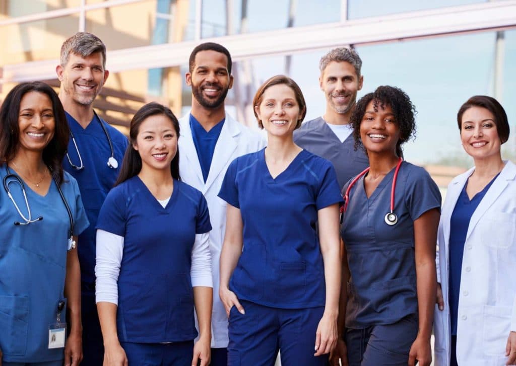 مهاجرت پرستاران به کانادا بهترین روشهای دریافت ویزای کار پرستاران برای مهاجرت به کانادا